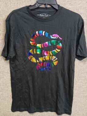 Eighty Eight Serpent T-shirt Size Medium Black